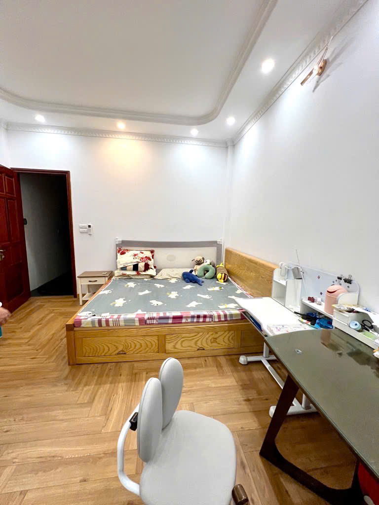 PHỐ MINH KHAI, DT 70M2, NHÀ RỘNG, LÔ GÓC, MT RỘNG 8.9M, 5TẦNG, GIÁ NHỈNH 13 TỶ