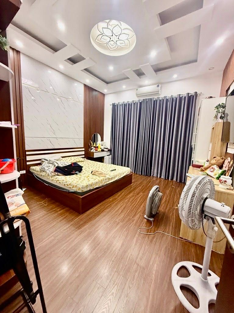 PHỐ YÊN LẠC-KIM NGƯU, DT 79M2, SIÊU PHẨM, LÔ GÓC, 3TẦNG, GIÁ 15.xTỶ