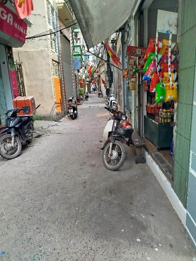 NHÀ PHỐ TÂN MAI, GẦN ĐƯỜNG, DT 99M2, GẦN CHỢ, GIÁ CỰC KỲ MỀM 9.9 TỶ