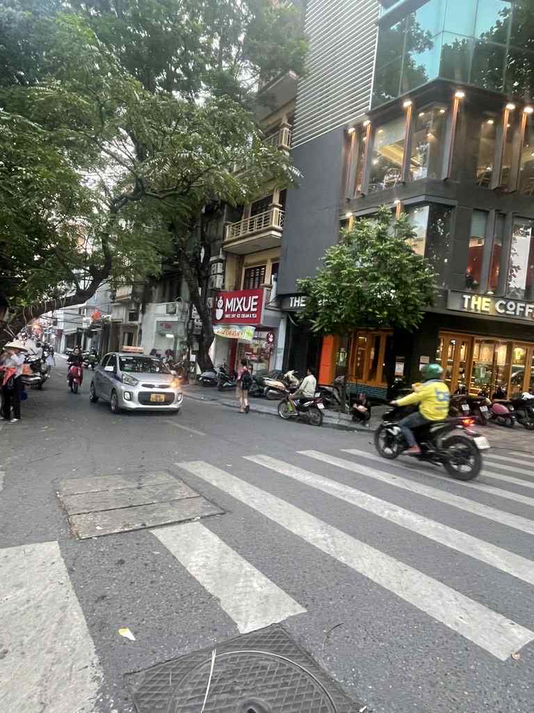 NHÀ PHỐ THỌ LÃO, DT 40M2, PHÂN LÔ, MT 4.8M, OTO ĐỖ CỔNG, GIÁ NHỈNH 6 TỶ.