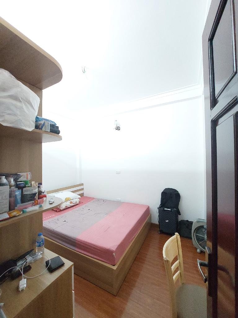 NHÀ ĐẸP TRUNG TÂM ĐỐNG ĐA DỌN VỀ Ở NGAY - TẶNG FULL NỘI THẤT - NGÕ THOÁNG SẠCH, AN SINH TUYỆT VỜI