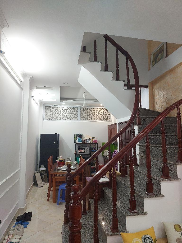 NHÀ ĐẸP TRUNG TÂM ĐỐNG ĐA DỌN VỀ Ở NGAY - TẶNG FULL NỘI THẤT - NGÕ THOÁNG SẠCH, AN SINH TUYỆT VỜI