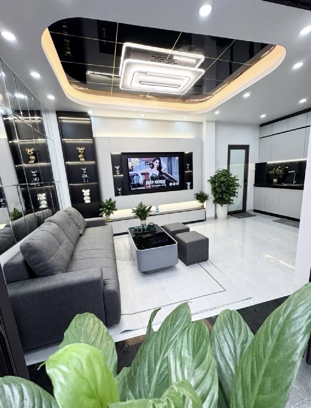 Bán nhà khâm thiên