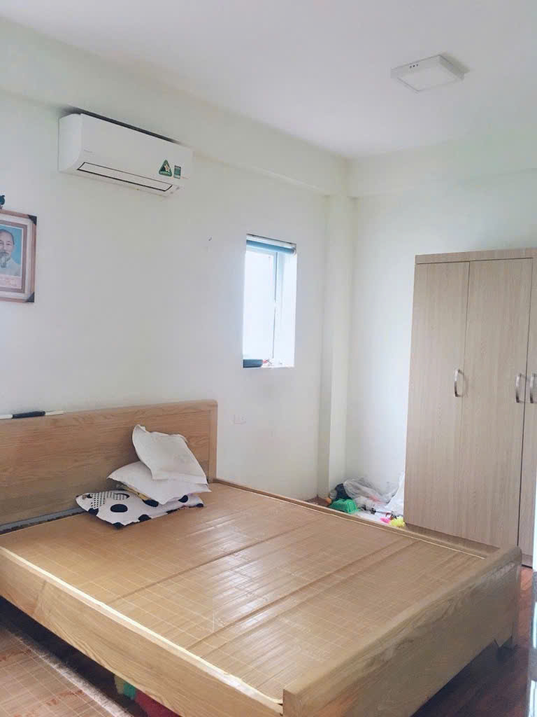 Bán nhà diện tích sổ 51.6m2, thực tế sử dụng 51.6m2, 4 tầng, mặt tiền 5.4m, sâu  9m tại Bồ Đề, Long Biên, Hà Nội