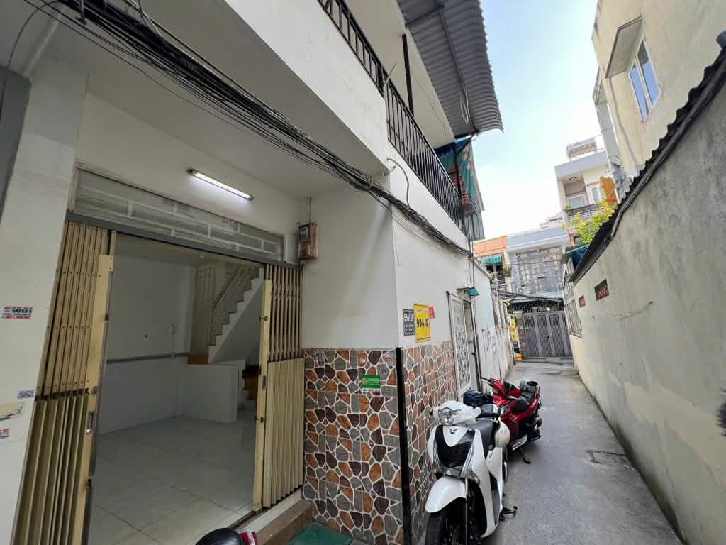 Bán nhà sát MT Huỳnh Tấn Phát, Q7, 35m2, giá chỉ 3,8 tỷ