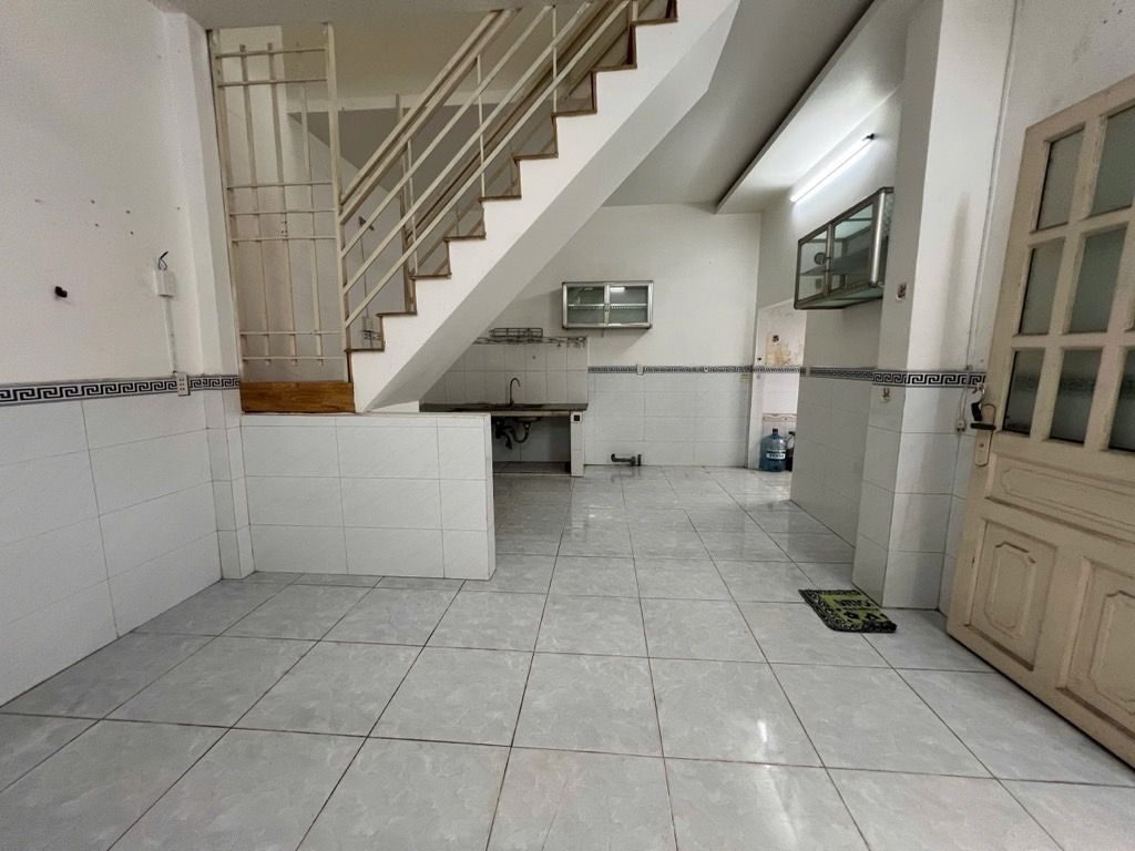 Bán nhà sát MT Huỳnh Tấn Phát, Q7, 35m2, giá chỉ 3,8 tỷ