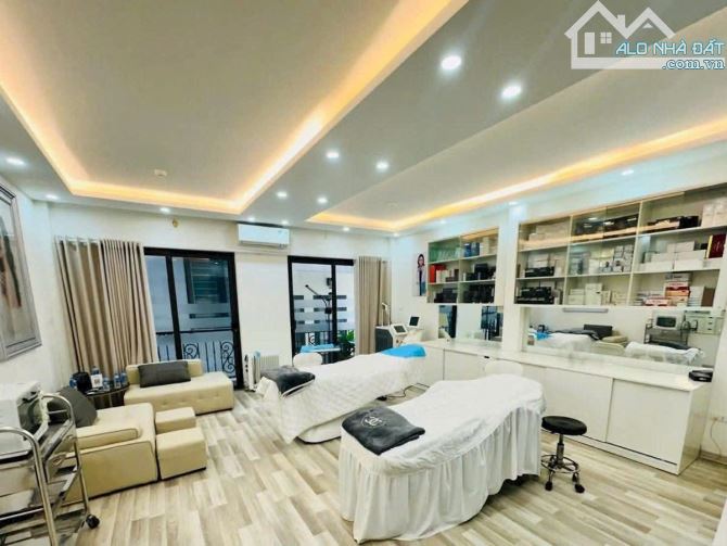 Gấp! Nhà đẹp 7 tầng thang máy Tứ Liên ngõ thông oto tránh 20m, sổ 52m2 full đồ.Giá 17 tỷ