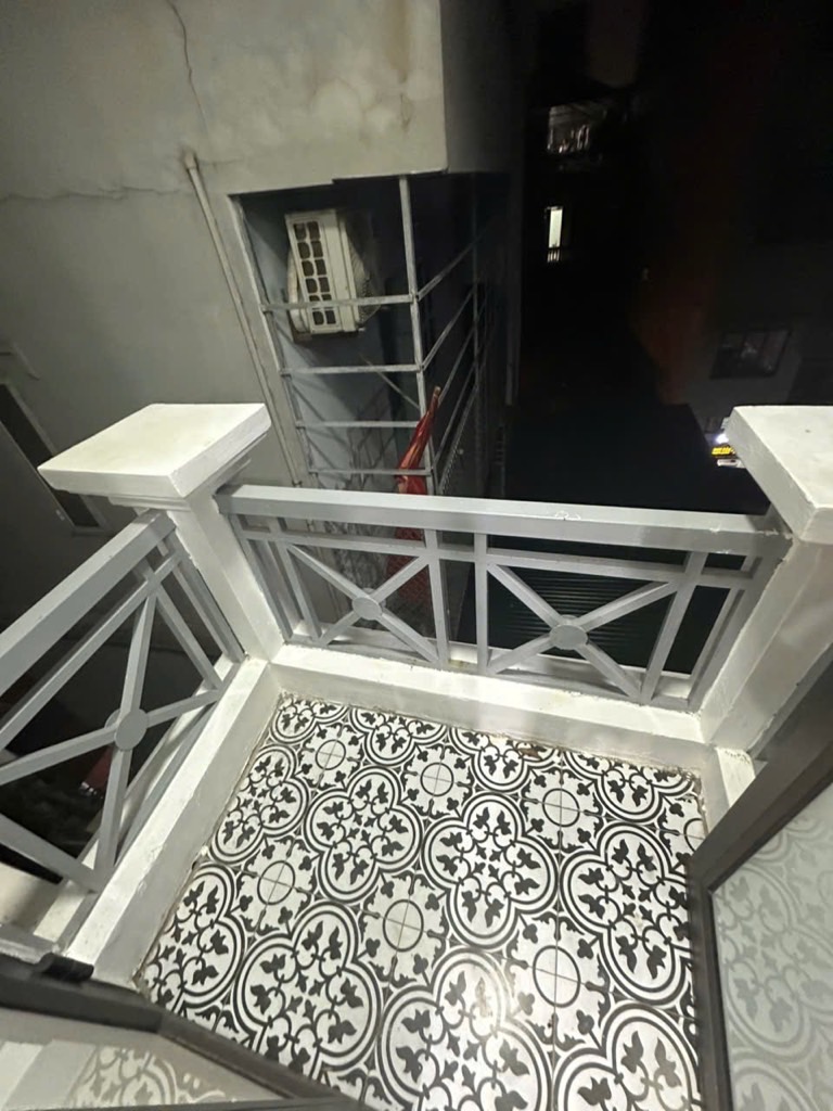 SIÊU PHẨM LÔ GÓC NHÀ MỚI NGAY MẶT PHỐ HỒ TÙNG MẬU 5 TẦNG 30M2 - GIÁ 8,4 TỶ TL