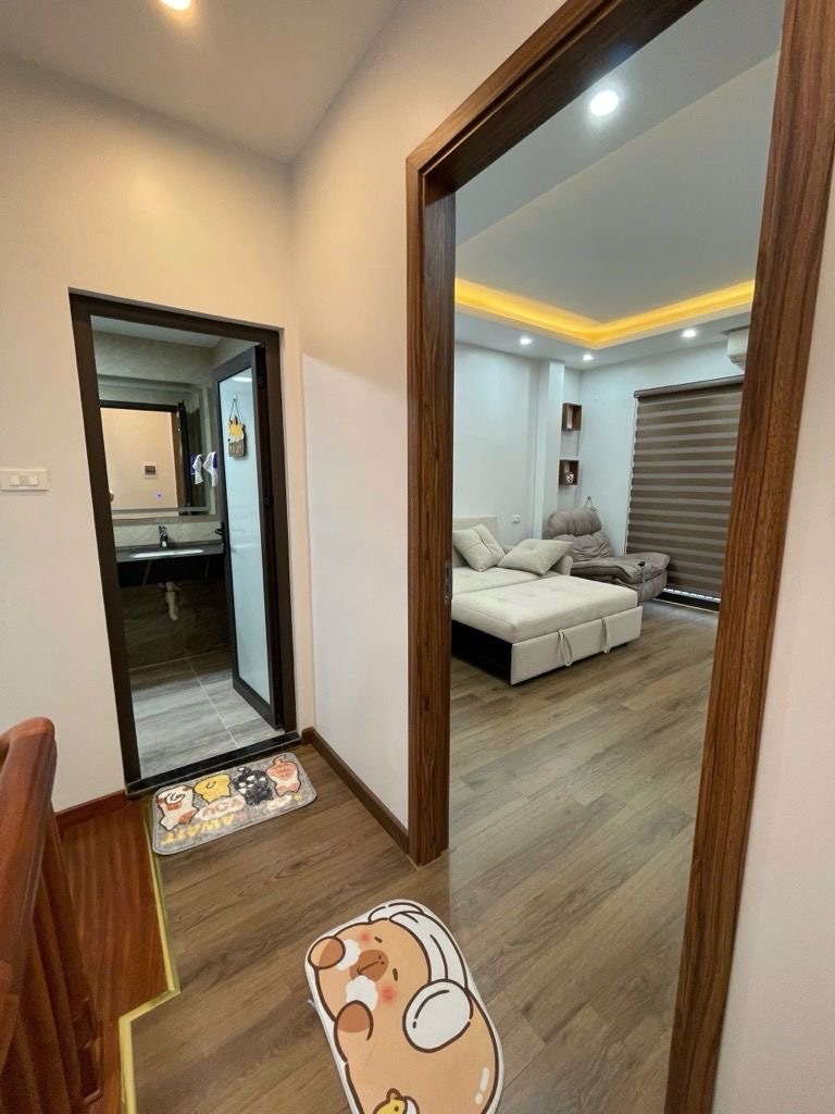 SIÊU PHẨM NHÀ MỚI Ở TRUNG KÍNH 31M2 - TRUNG TÂM CẦU GIẤY TIỆN ÍCH BẠT NGÀN  - GIÁ 9.7 TỶ TL