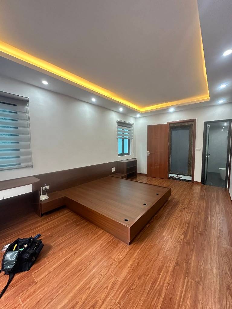 CẦU CỐC - 6 TẦNG THANG MÁY - LÔ GÓC - Ô TÔ QUA NHÀ - KINH DOANH TỐT