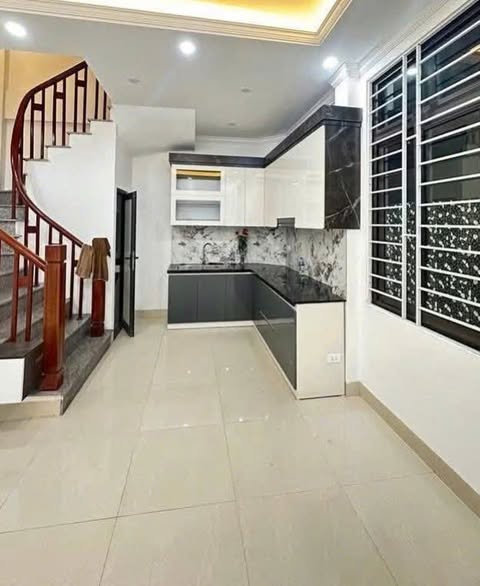 CẦN THANH KHOẢN GẤP NHÀ NGÕ 322 MỸ ĐÌNH GIÁ CỰC HỜI - VÀI BƯỚC RA PHỐ, DÂN XÂY, NGÕ RỘNG - 45M2, 8.8 TỶ     