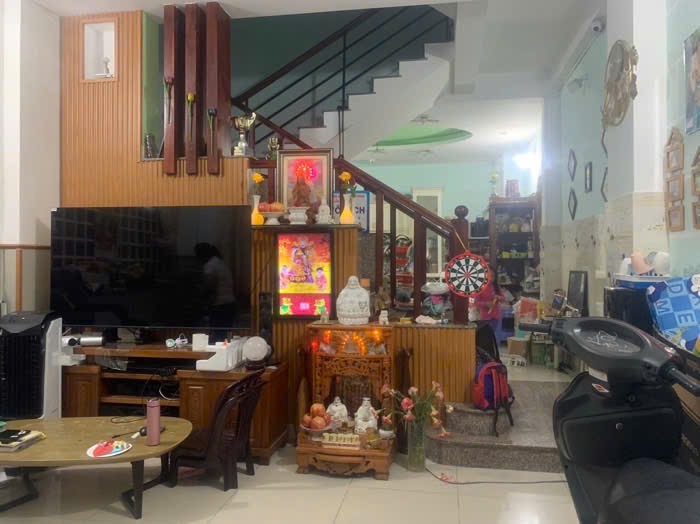 NHÀ PHÚ NHUẬN - HXH THOÁNG ĐỖ CỬA - NGANG GẦN 5M - 67M2 4 TẦNG - 9.5 TỶ.