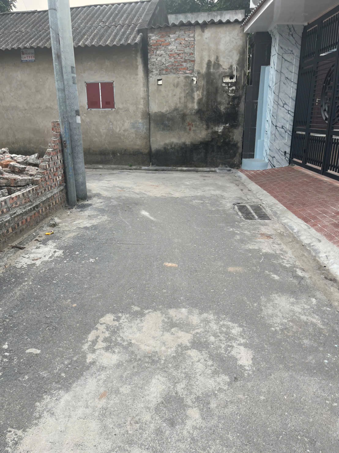 BÁN ĐẤT LAM CẦU, CAMRY TRÁNH SH