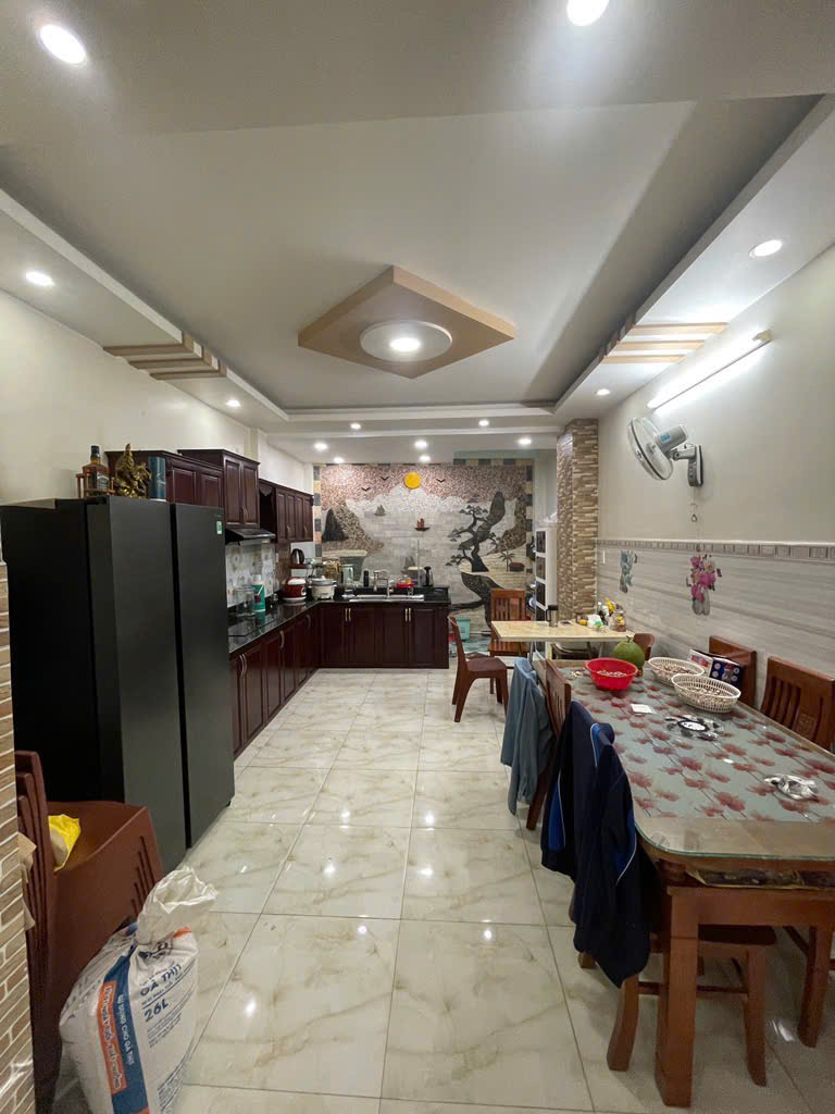 Bán nhà Lê Văn Quới, Bình Tân (giáp Tân Phú), 4 tầng, hẻm xe hơi 5m, 4 x 15,5m, giá nhỉnh 7 tỷ