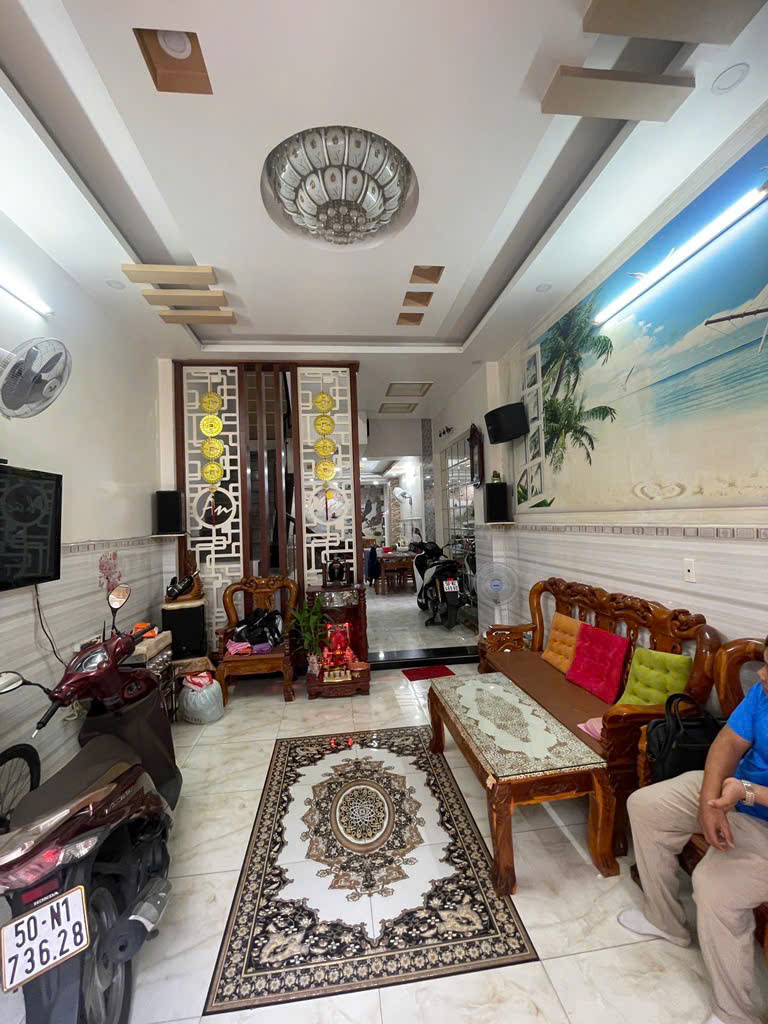 Bán nhà Lê Văn Quới, Bình Tân (giáp Tân Phú), 4 tầng, hẻm xe hơi 5m, 4 x 15,5m, giá nhỉnh 7 tỷ