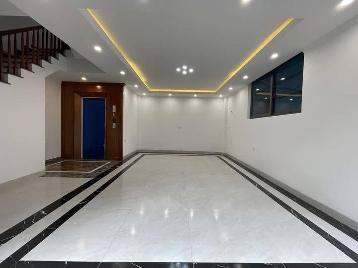 NHÀ 5 TẦNG THÁI THỊNH, ĐỐNG ĐA ĐI BỘ 5 PHÚT RA RẠP CHIẾU PHIM QUỐC GIA