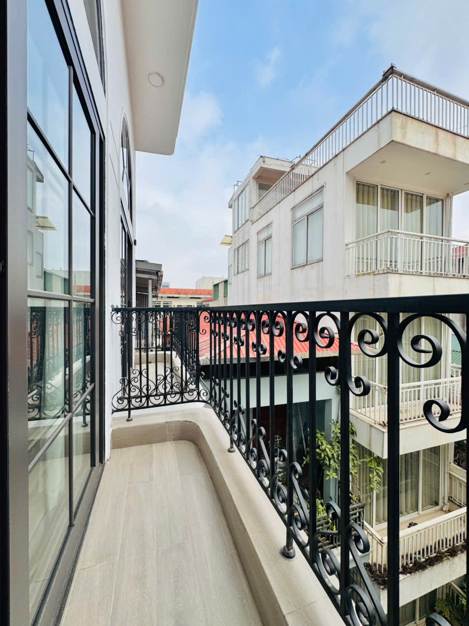 NHÀ ĐẸP TU LIEM 45m², CÁCH ĐƯỜNG LỚN 422B HƠNCHỤC MÉT. GIÁ NHỈNH 9 TỶ