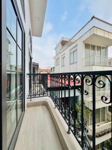 NHÀ ĐẸP TU LIEM 45m², CÁCH ĐƯỜNG LỚN 422B HƠNCHỤC MÉT. GIÁ NHỈNH 9 TỶ