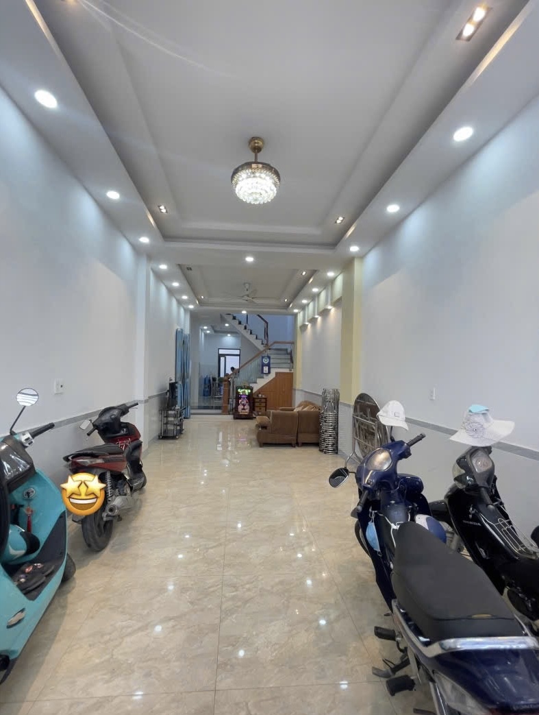 CẦN BÁN NHÀ 3TẦNG- 4x19- GIÁ CHỈ HƠN  5 TỶ