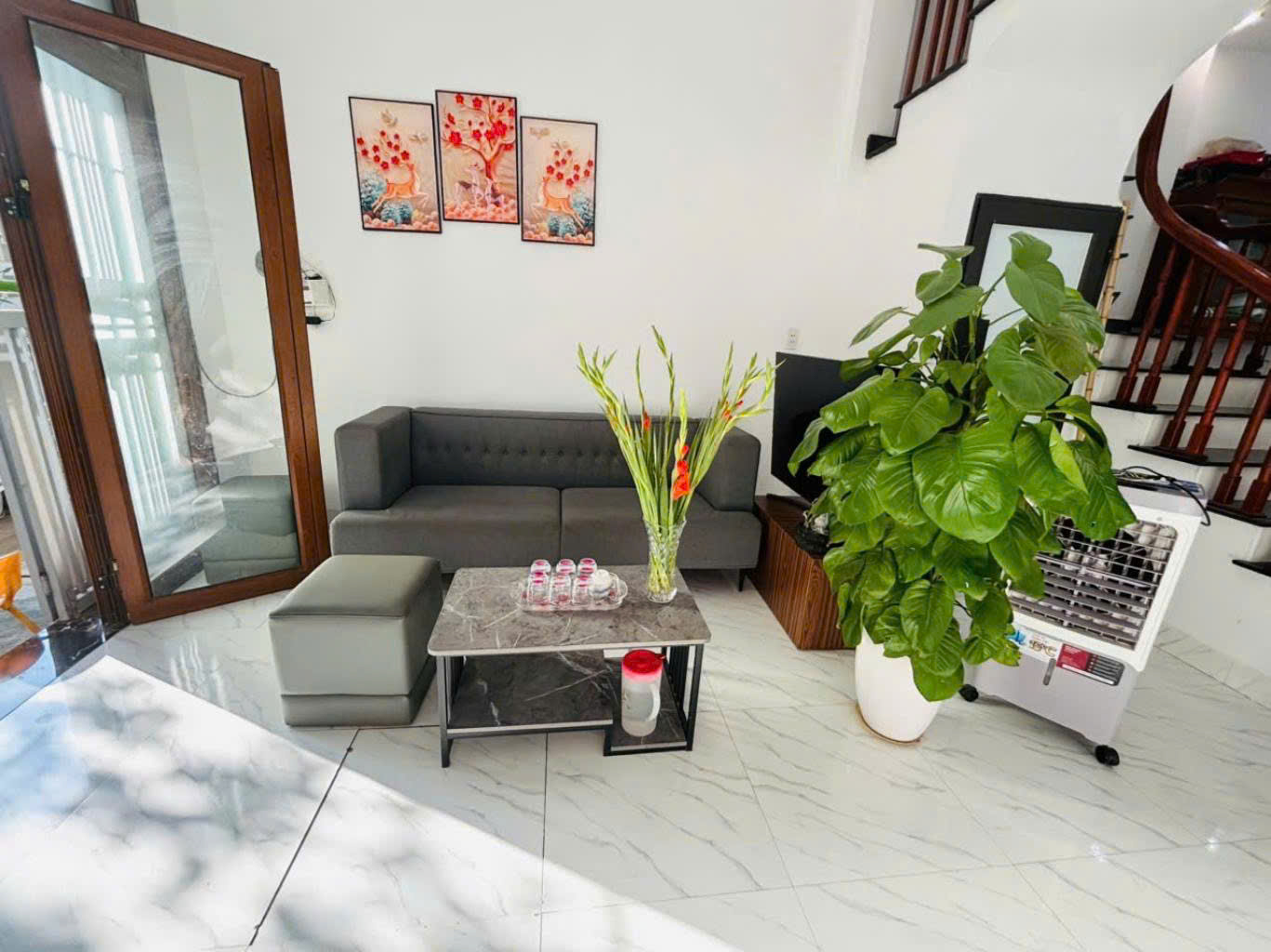 BÁN NHÀ GIANG CHÍNH - NHÀ PHÂN LÔ - Ô TÔ ĐỖ CỬA - TIỀM NĂNG LÊN MẶT PHỐ - CHỈ 5 TỶ