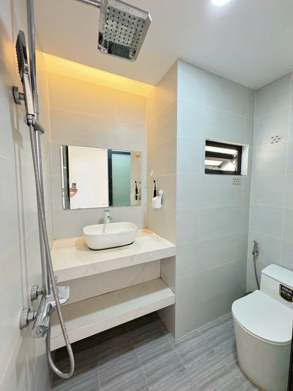 NHÀ TRỐNG ĐÓN TẾT - NGAY NGÃ VƯỜN LÀI VÀ QL 1A  QUẬN 12 - 4MX12M - 2 TÂNG - GIÁ 5 TỶ