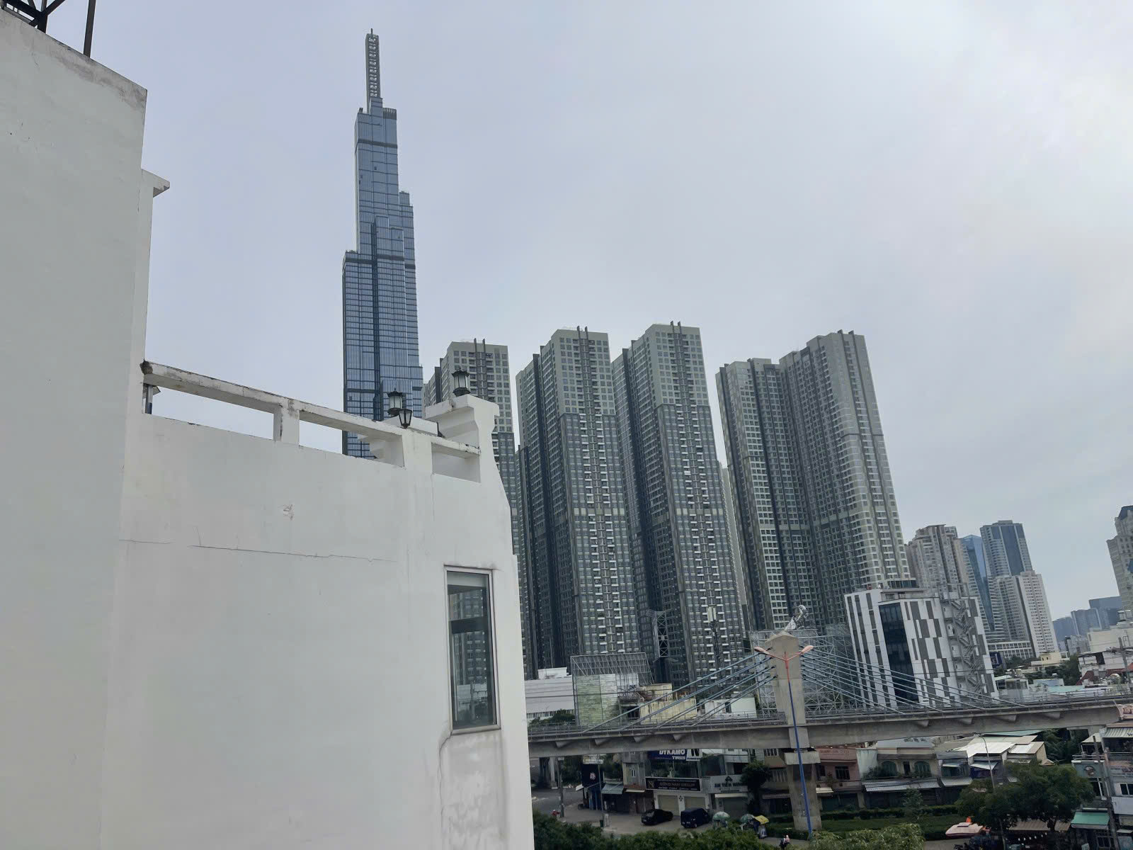 BÁN GẤP Nhà 2 MẶT TIỀN 6 lầu ngang 8m x dài 35m đường Điện Biên Phủ Bình Thạnh