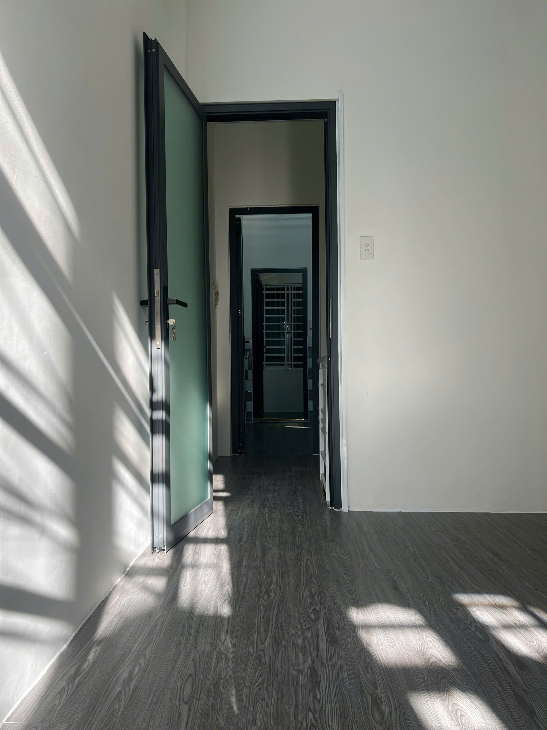 NHÀ NGAY TRUNG TÂM GÒ VẤP  -BÙI QUANG LÀ VÀ PHAN HUY ÍCH - 4MX12M 2 TẦNG - GIÁ 5 TỶ