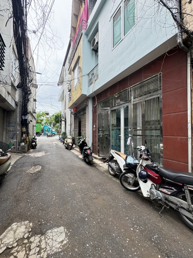 Bán nhà Ngô Gia Tự- 49.1m2- Ngõ thông- Kinh doanh- Ô to qua