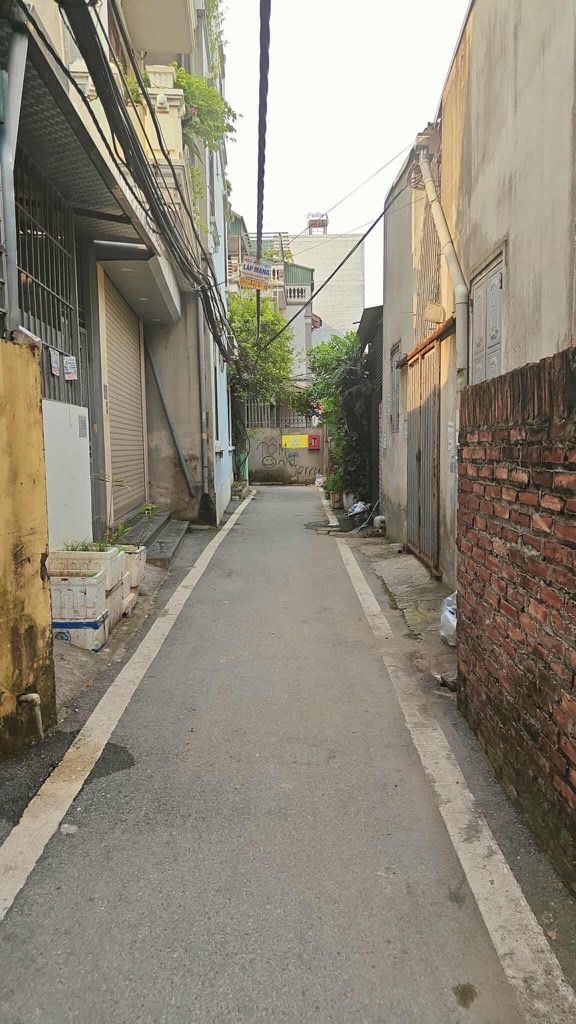 Bán nhà Đàm Quang Trung- 77.3m2- Ô tô tránh- Ngõ thông- 6.8 tỷ