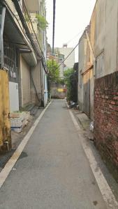 Bán nhà Đàm Quang Trung- 77.3m2- Ô tô tránh- Ngõ thông- 6.8 tỷ