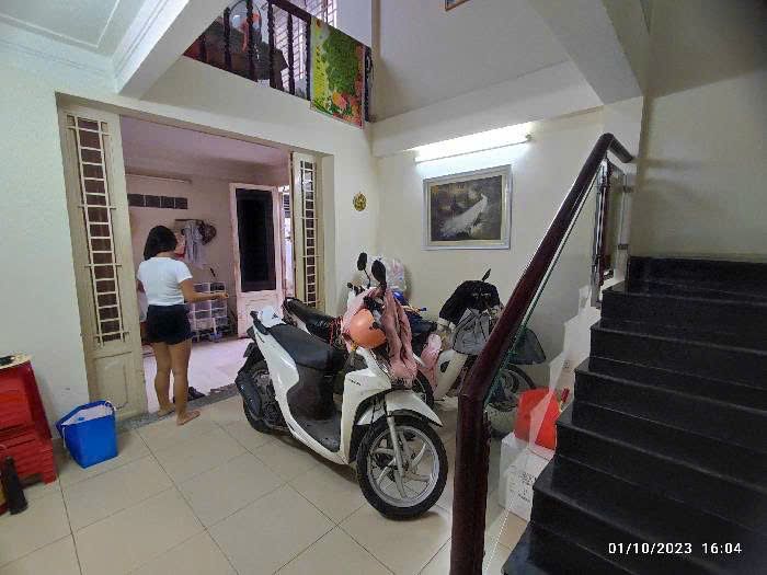 Nhà 4 Tầng đường CMT8-Quận 3-TPHCM, 4X12 vuông vức - 4 Tầng - 4PN - Giảm 3 tỷ chỉ còn nhỉnh 9 tỷ.