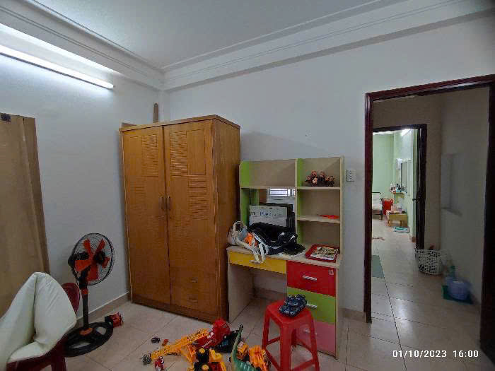 Nhà 4 Tầng đường CMT8-Quận 3-TPHCM, 4X12 vuông vức - 4 Tầng - 4PN - Giảm 3 tỷ chỉ còn nhỉnh 9 tỷ.