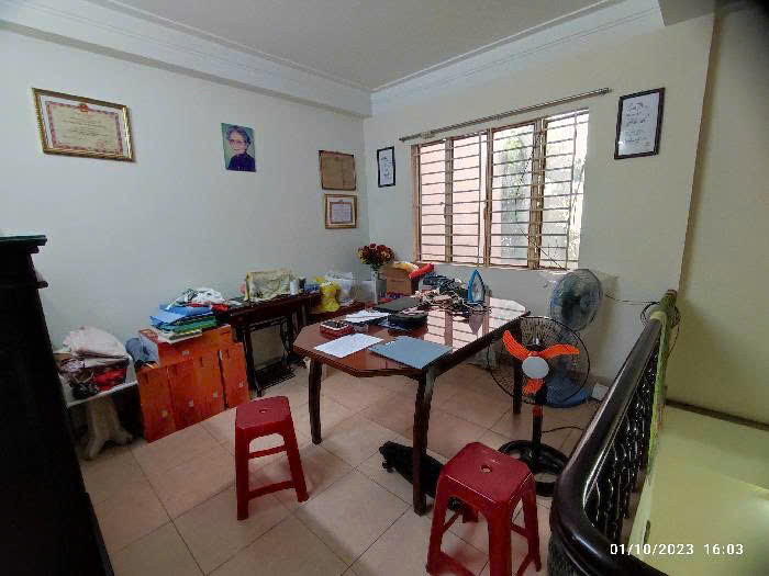 Nhà 4 Tầng đường CMT8-Quận 3-TPHCM, 4X12 vuông vức - 4 Tầng - 4PN - Giảm 3 tỷ chỉ còn nhỉnh 9 tỷ.