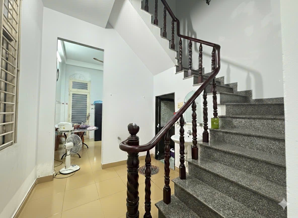 BÁN NHÀ 3 TẦNG CN 45M2, 3PN ĐƯỜNG LÊ VĂN VIỆT, HIỆP PHÚ QUẬN 9