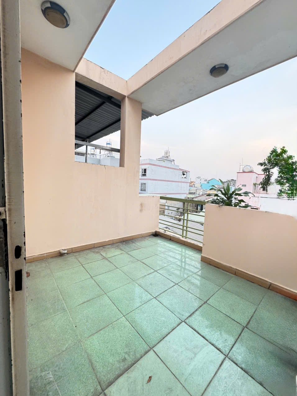 BÁN NHÀ 3 TẦNG CN 45M2, 3PN ĐƯỜNG LÊ VĂN VIỆT, HIỆP PHÚ QUẬN 9