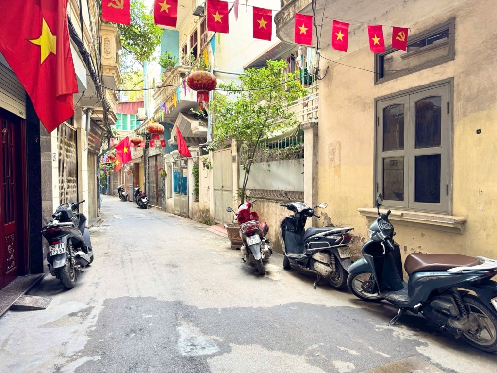 BÁN NHÀ TÂY HỒ - NGÕ THÔNG GẦN Ô TÔ