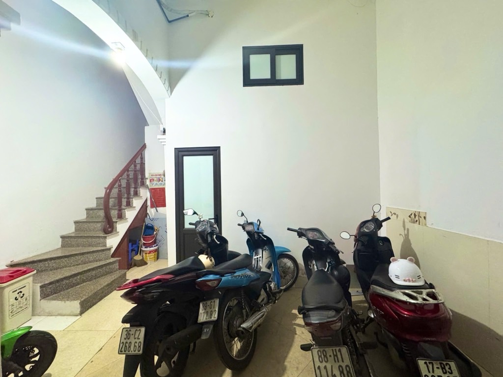 BÁN NHÀ TÂY HỒ - NGÕ THÔNG GẦN Ô TÔ