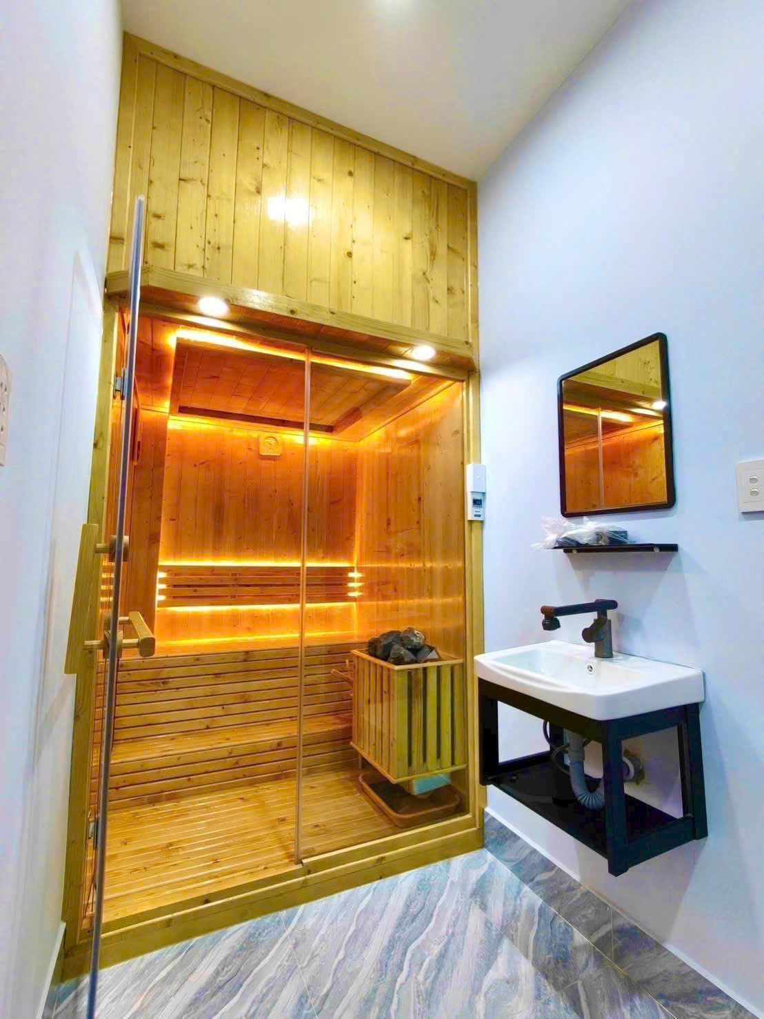 BÁN CHÍNH CHỦ LÔ ĐẤT ĐƯỜNG 385 LÊ VĂN VIỆT - GIÁ TỐT - VỊ TRÍ ĐẸP