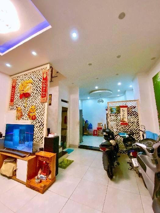 BÁN NHÀ  BÌNH THỌ- HẺM XE HƠI- 4 TẦNG KIÊN CỐ