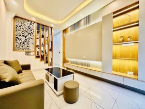 Nhà đẹp Vạn phúc