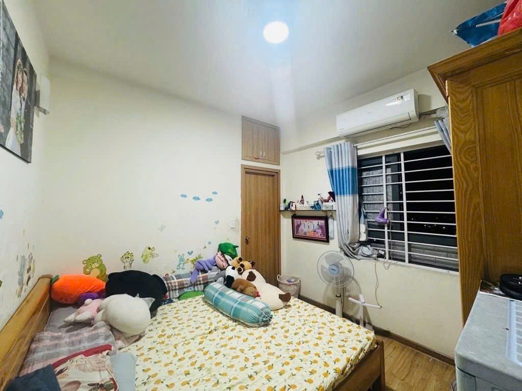 Bán Nhà 4 tầng ( 1 trệt 3 lầu) ở Vỏ Văn Hát Cạnh Trường Đại Học Tài Chính Marketing - Võ văn hát - phường long Trường, Q9 cũ