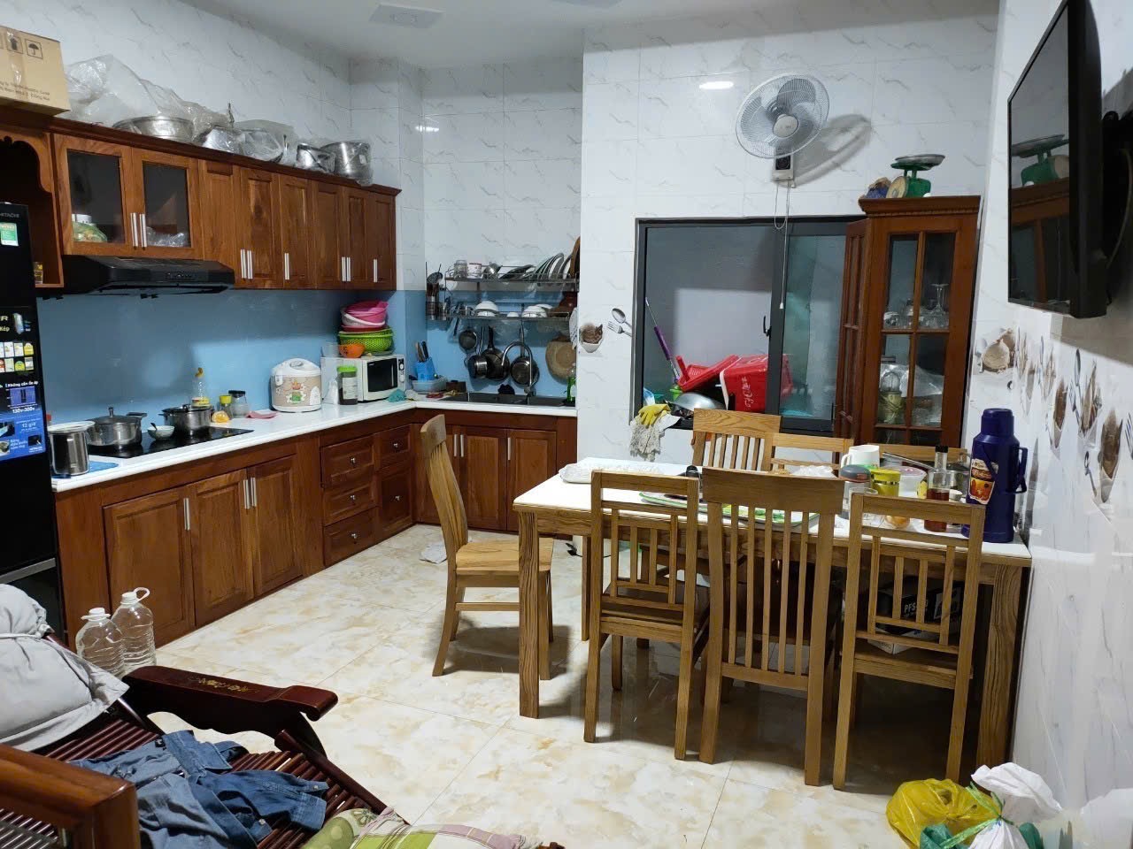 Cách 1 căn ra mặt tiền Đỗ Xuân Hợp