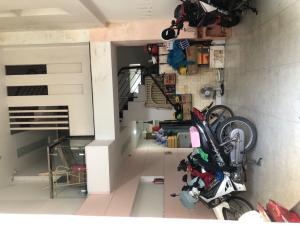 Nhà 4 lầu Võ Văn Ngân