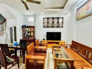 CHÍNH CHỦ GỬI BÁN NHÀ TẠI DO LỘ - YÊN NGHĨA - HÀ ĐÔNG.