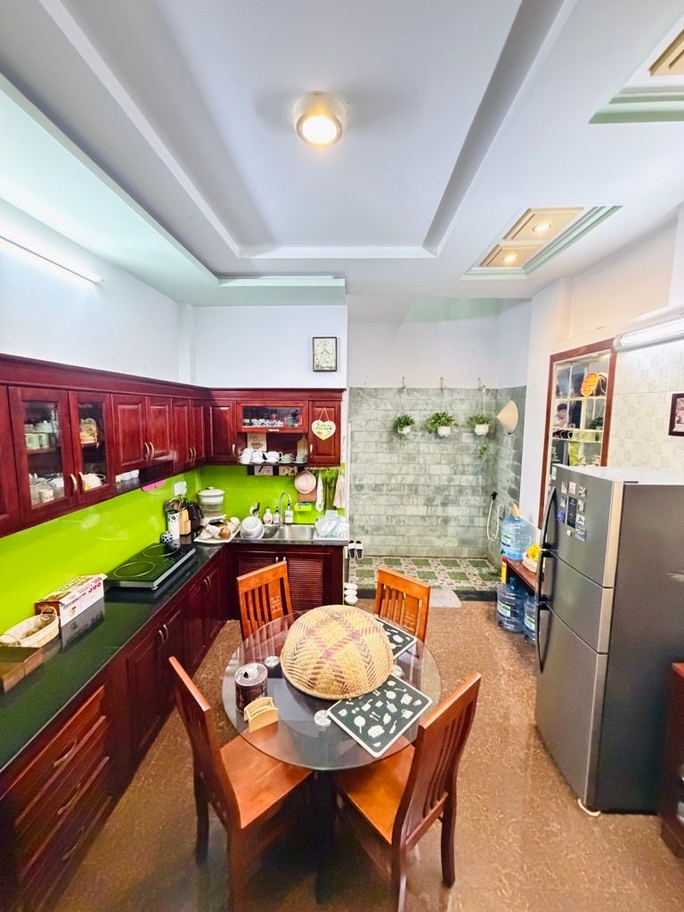 Chủ cần bán gấp căn nhà đẹp tại đường Bùi Quang Là