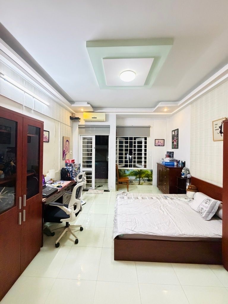 Chủ cần bán gấp căn nhà đẹp tại đường Bùi Quang Là