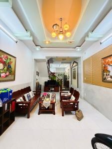 Chủ cần bán gấp căn nhà đẹp tại đường Bùi Quang Là