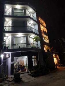 Bán nhà đường Thạnh Lộc 37. Nhà 4 tầng, diện tích 6,7 x 18