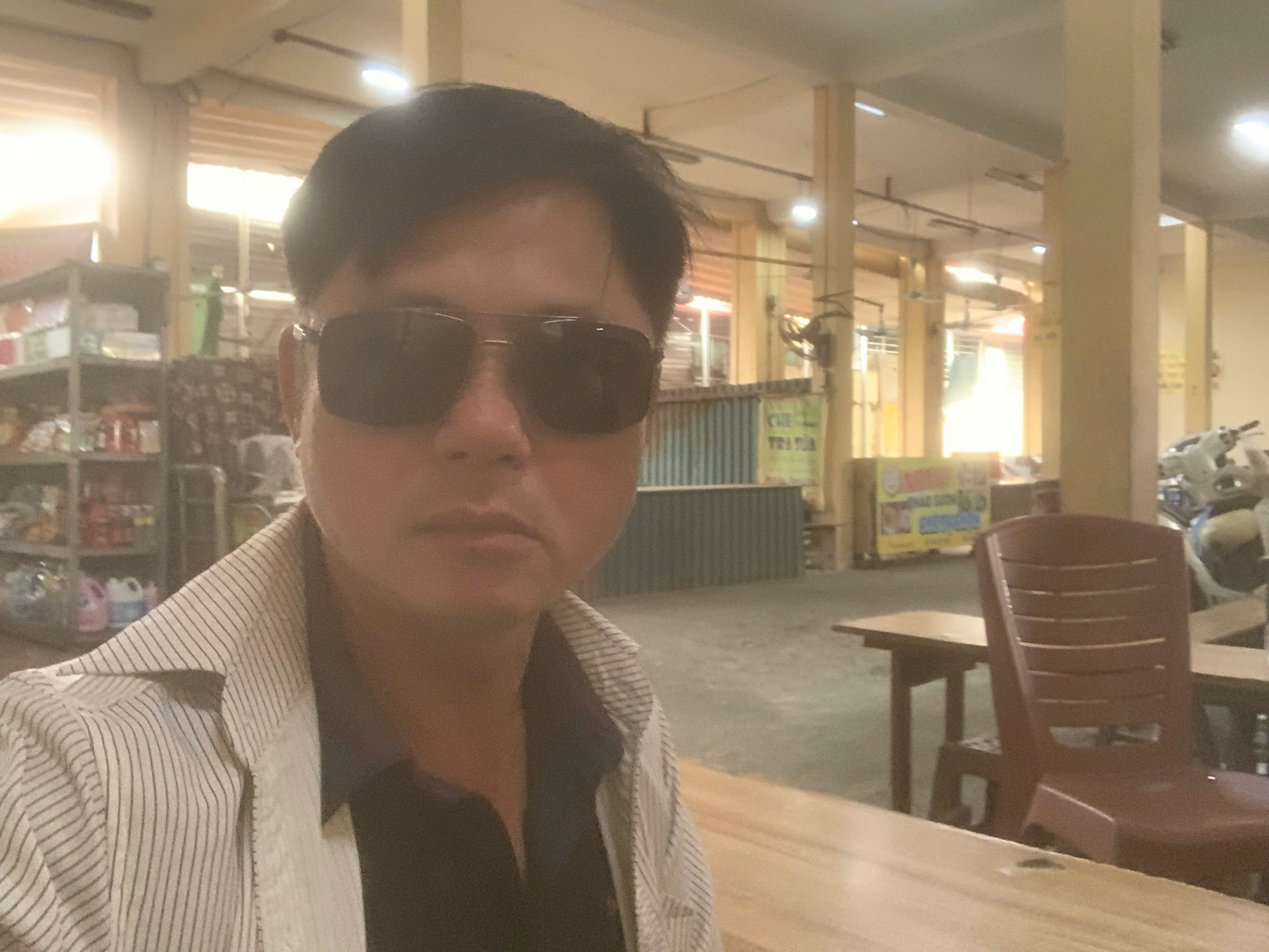 Thân thế phương