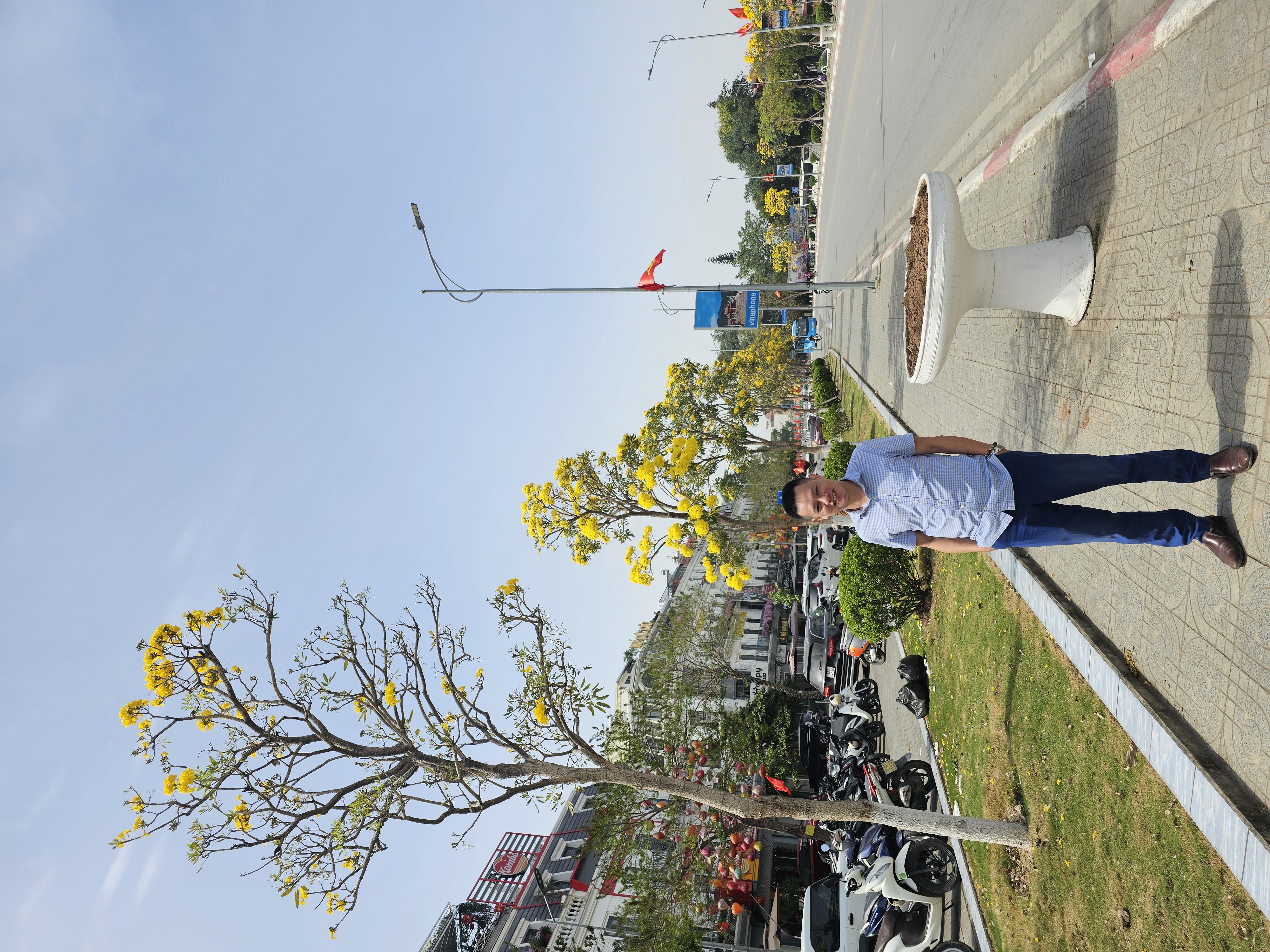 TRẦN QUỐC TUẤN
